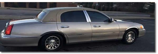 2000 Lincoln Town Car